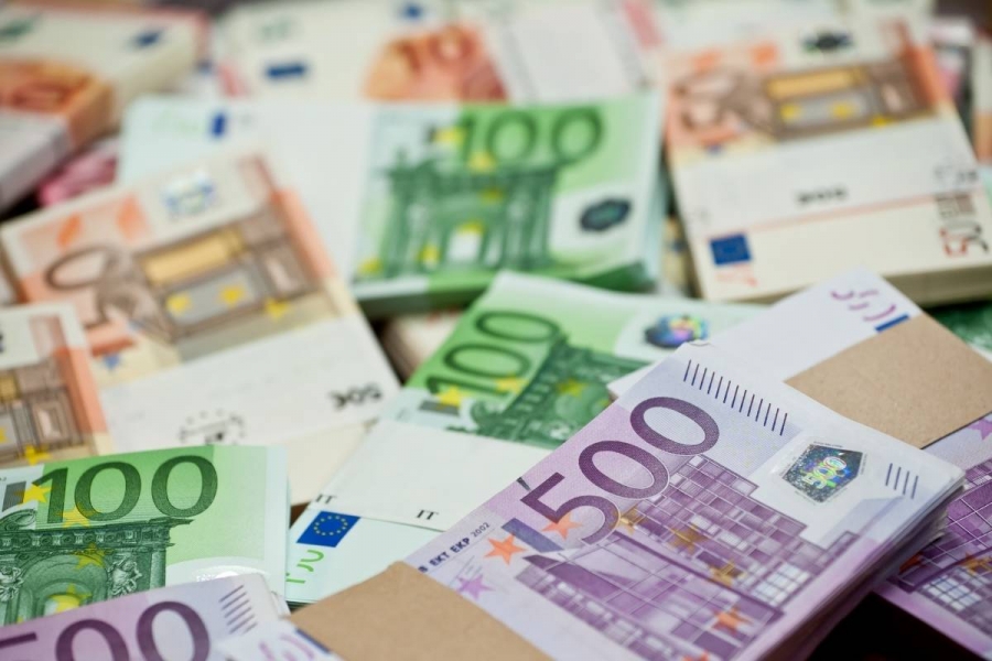 Euro Geld Scheine B�ndel Liegend
