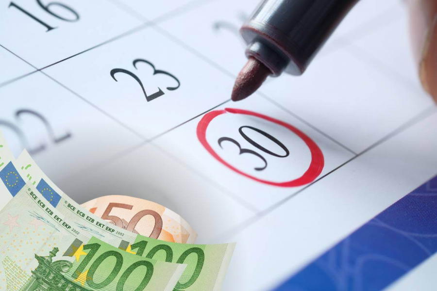 Steuern Frist Kalender Zeit Euro