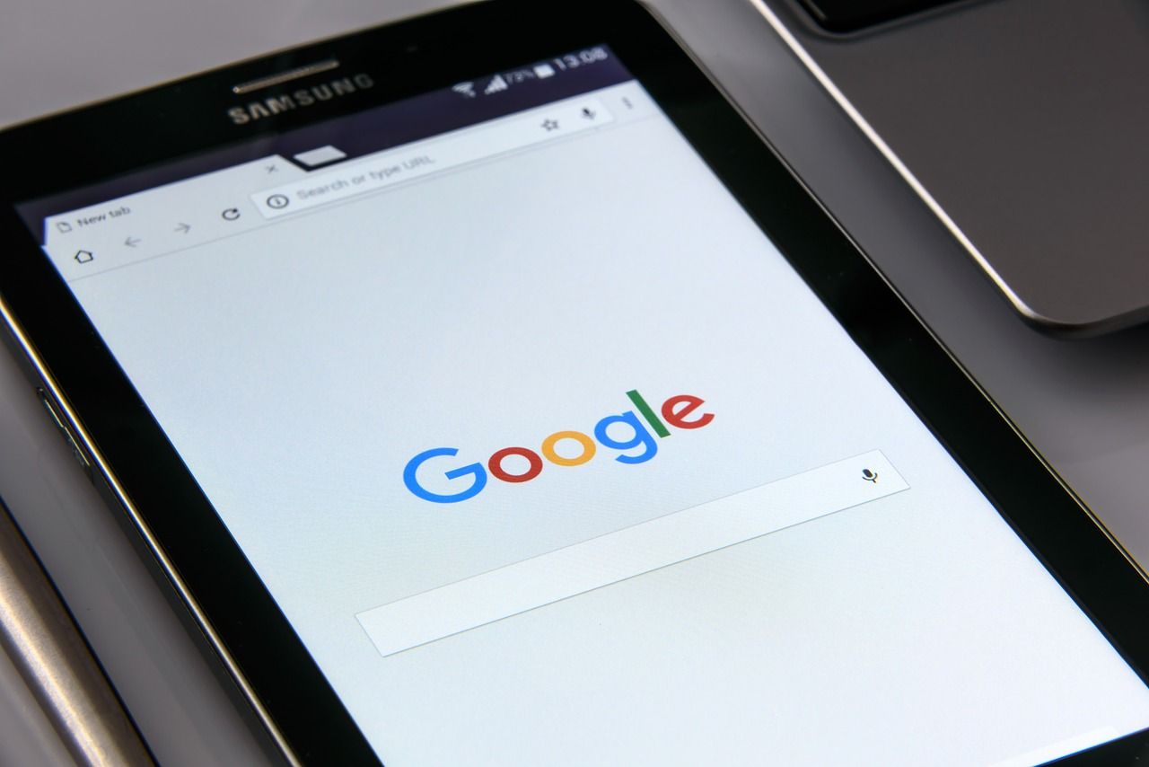 Google kauft Fitbit für 2,1 Milliarden US-Dollar Google kauft Fitbit für 2,1 Milliarden US-Dollar