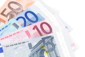 Euroscheine von der Bank als Privatkredit holen
